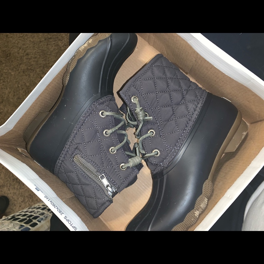 Sperry rain boots